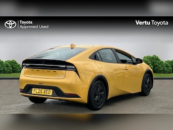 Used Toyota Prius 2025 for sale - 77151070: Photo