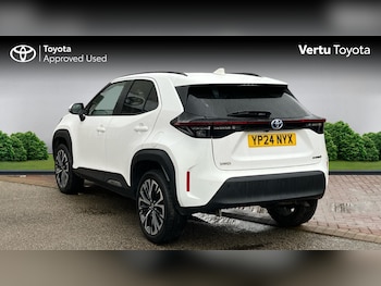 Used Toyota Yaris Cross 2024 for sale - 77678585: Photo