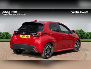 Used Toyota Yaris 2022 for sale - 75615942: Photo