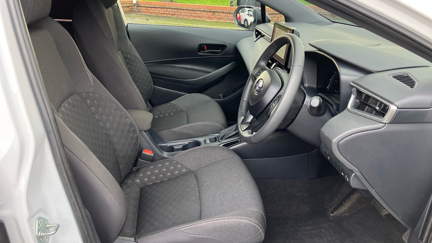 Used Toyota Corolla 2025 for sale - 76684764: Photo 11