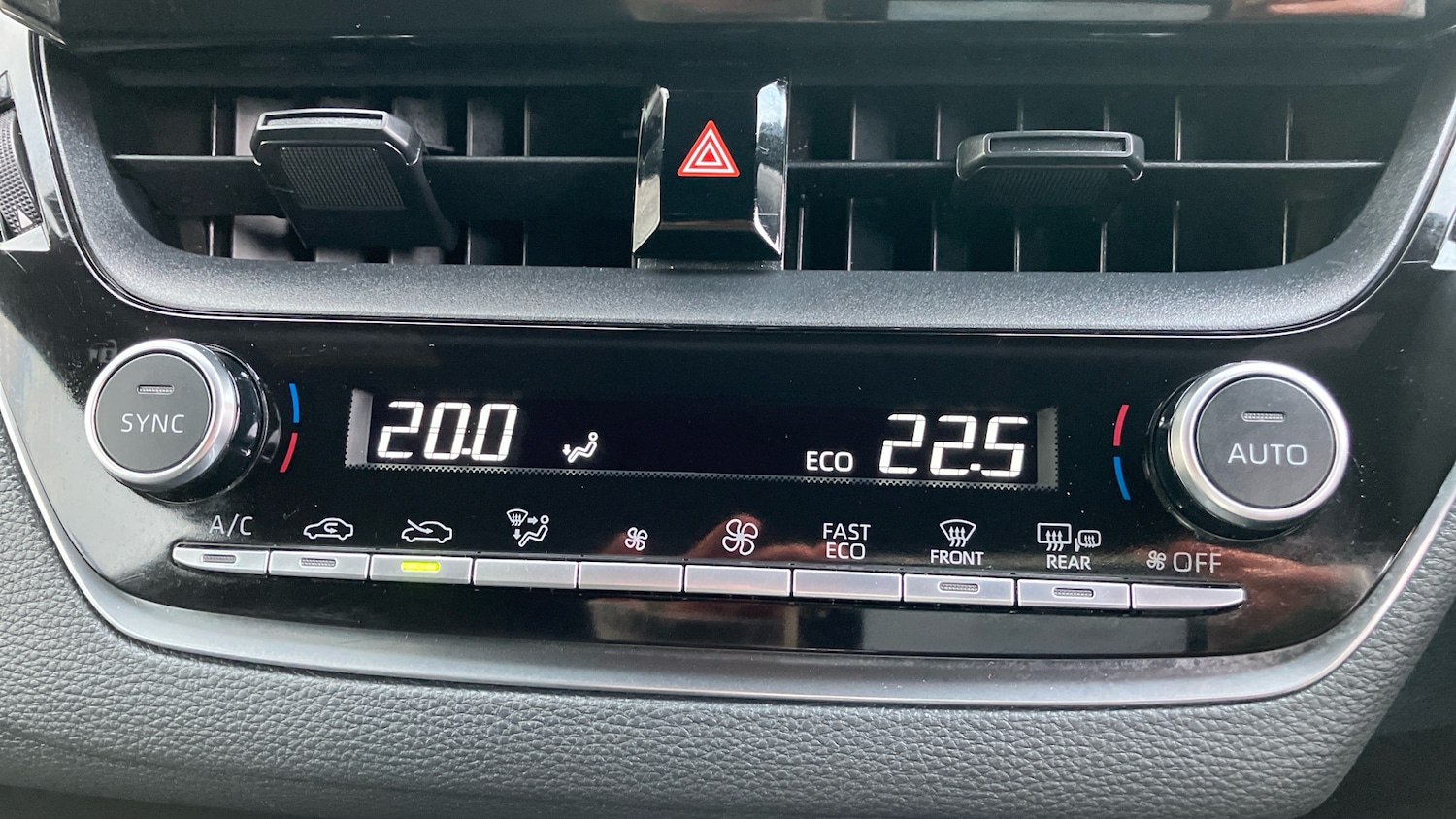 Used Toyota Corolla 2025 for sale - 76684764: Photo 34