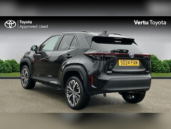 Used Toyota Yaris Cross 2024 for sale - 77371948: Photo