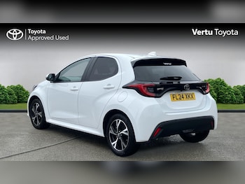 Used Toyota Yaris 2024 for sale - 77493163: Photo