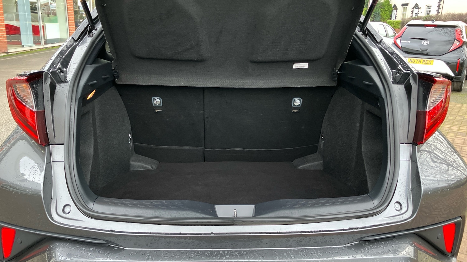 Used Toyota C-HR 2021 for sale - 77283643: Photo 14