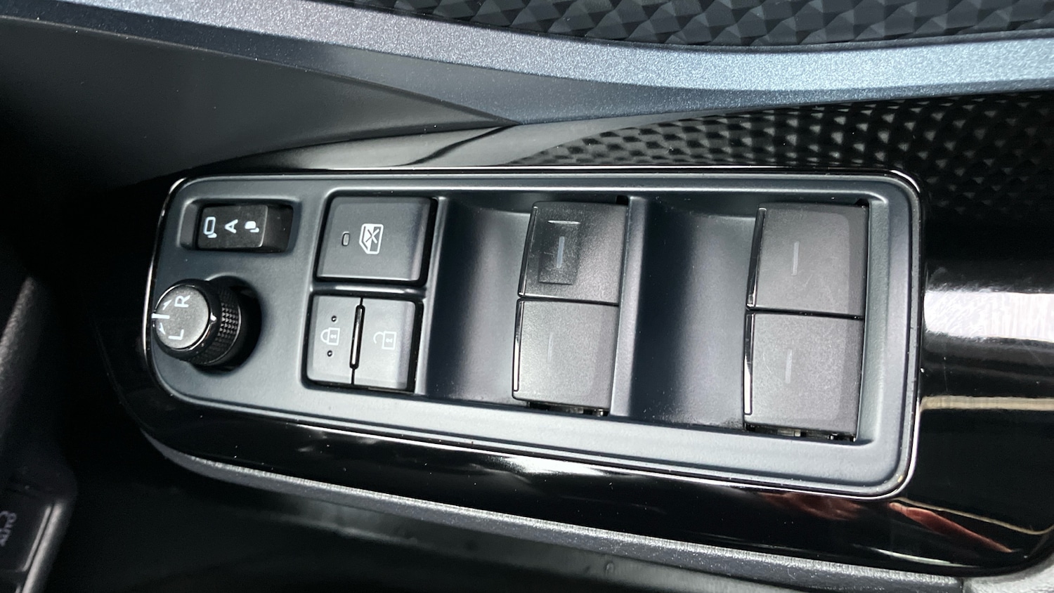 Used Toyota C-HR 2021 for sale - 77283643: Photo 22