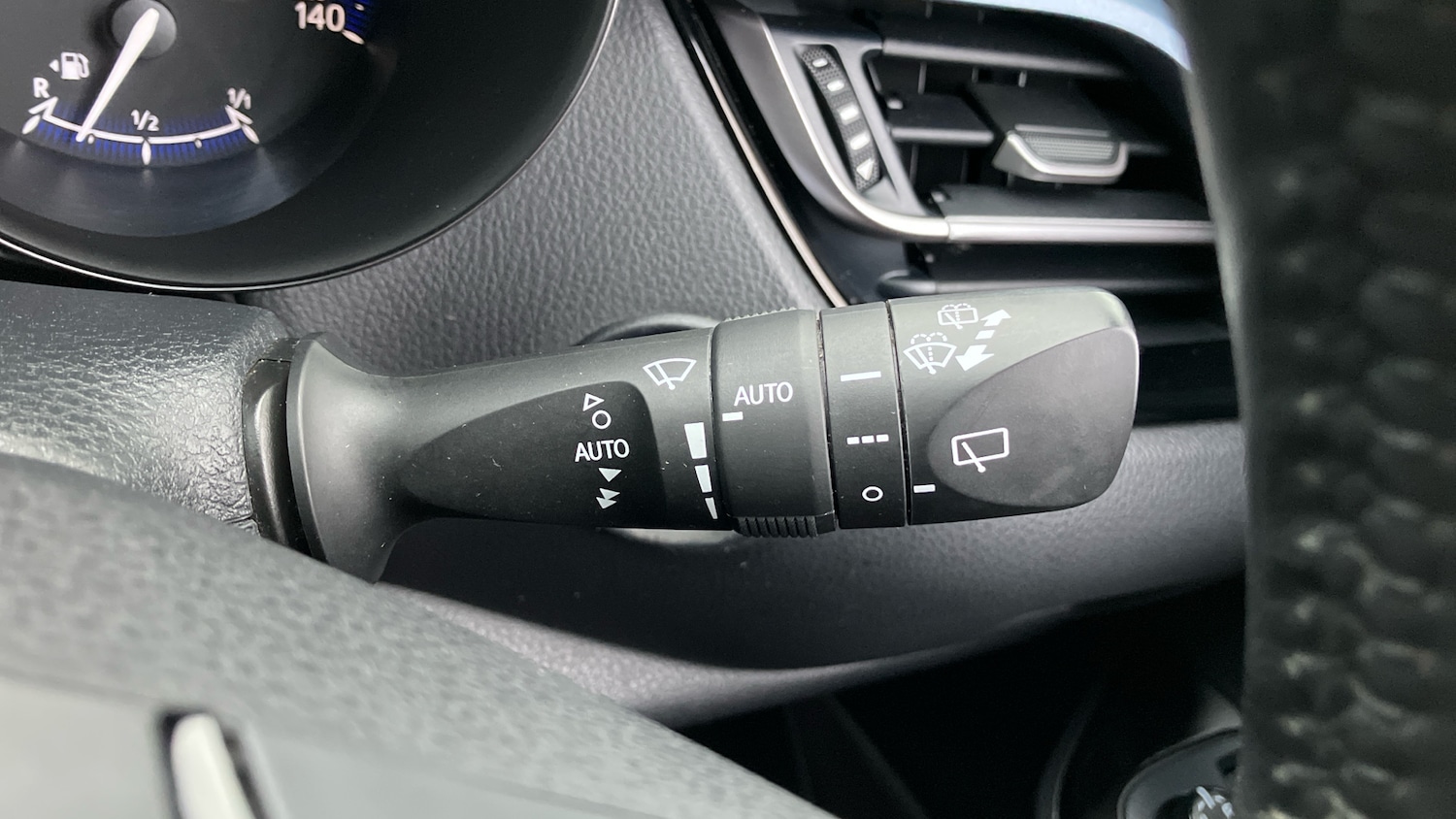 Used Toyota C-HR 2021 for sale - 77283643: Photo 39