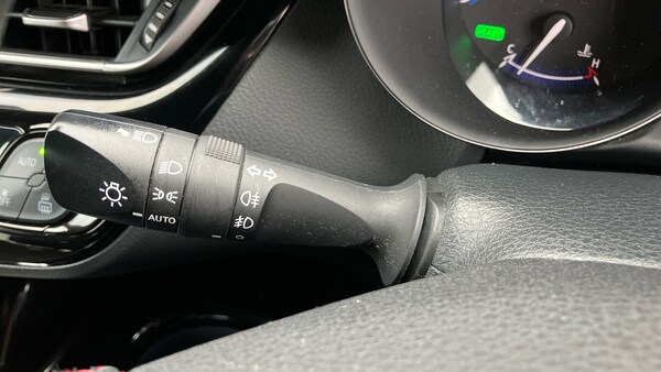 Used Toyota C-HR 2022 for sale - 76184246: Photo 38