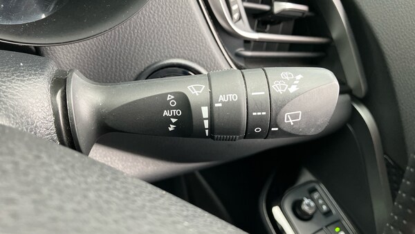 Used Toyota C-HR 2022 for sale - 76184246: Photo 39