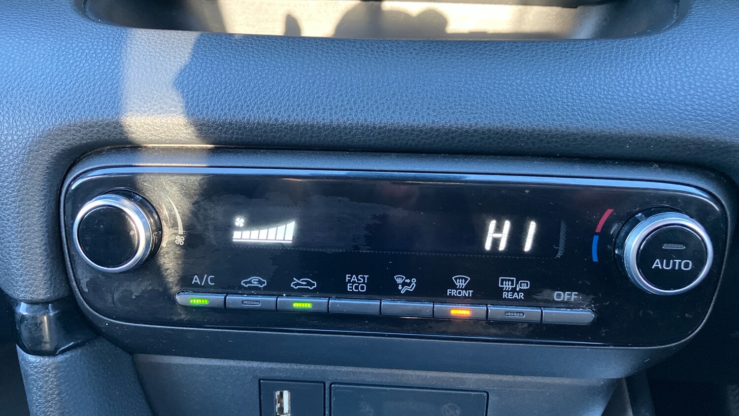 Used Toyota Yaris 2022 for sale - 77354246: Photo 34