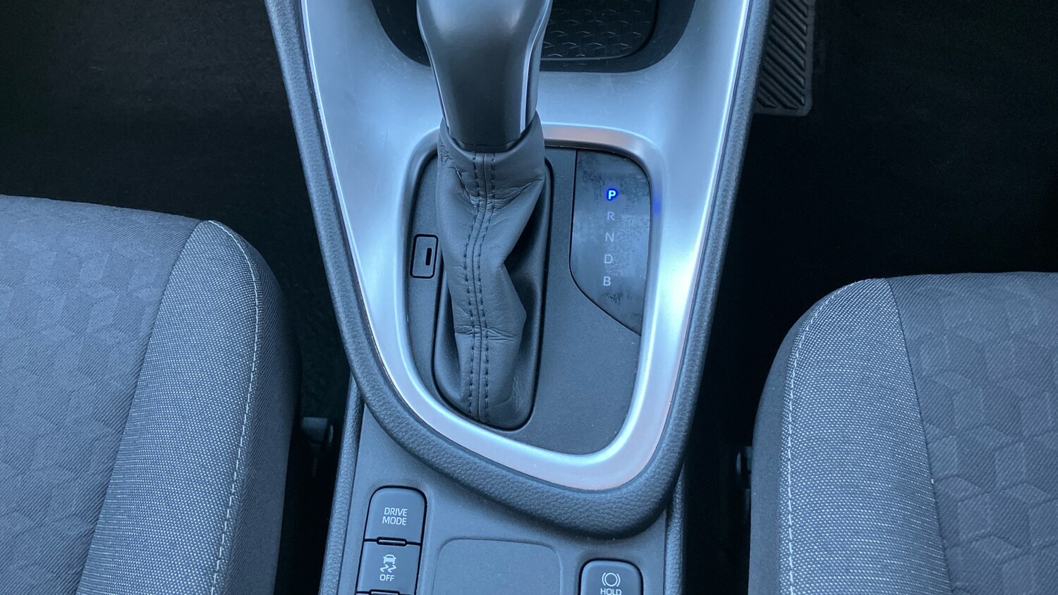 Used Toyota Yaris 2022 for sale - 77354246: Photo 35