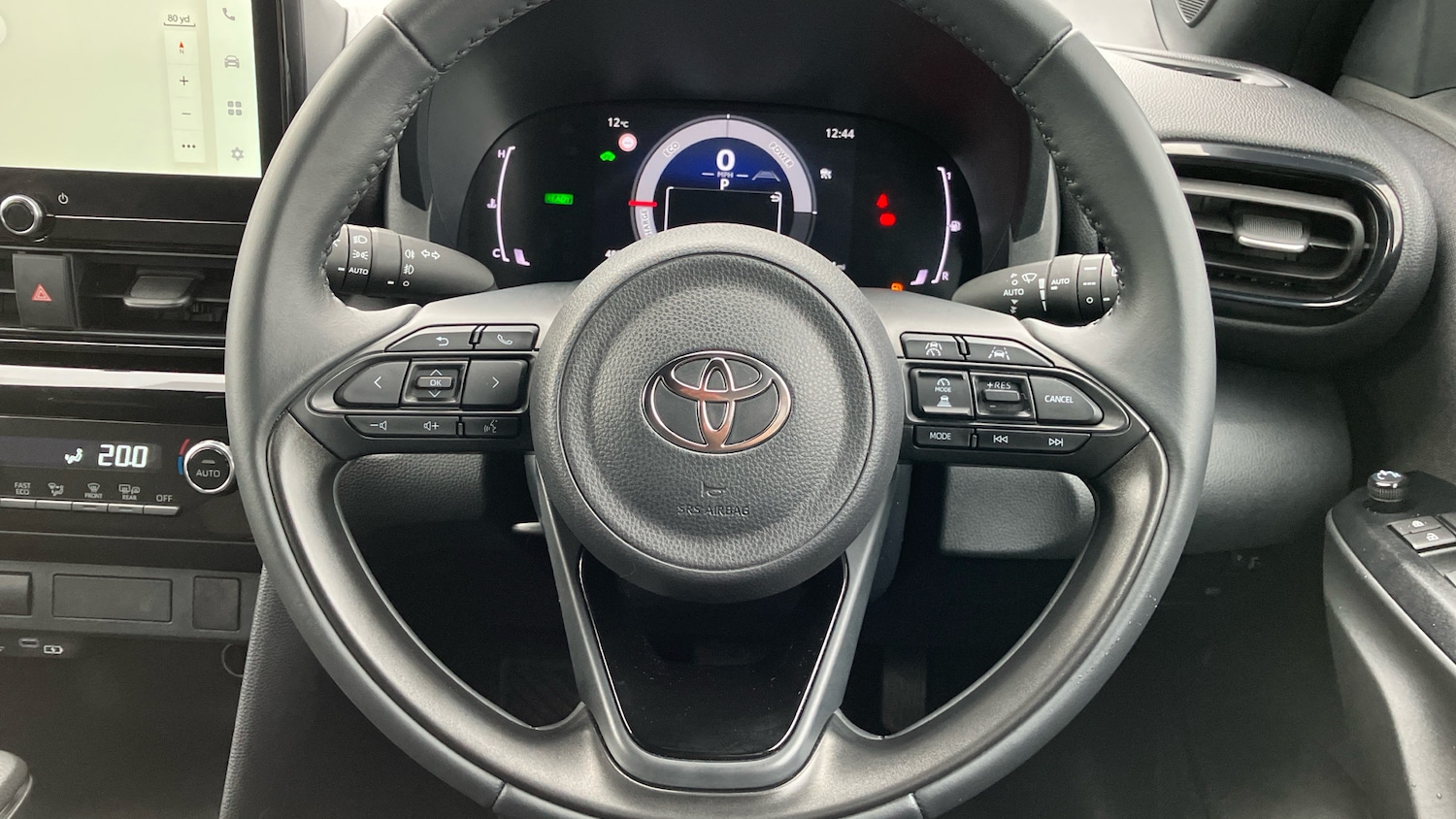 Used Toyota Yaris Cross 2024 for sale - 76384221: Photo 8