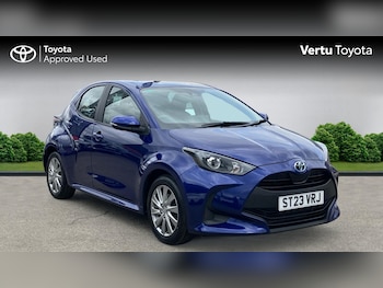 Used Toyota Yaris 2023 for sale - 79368000: Photo