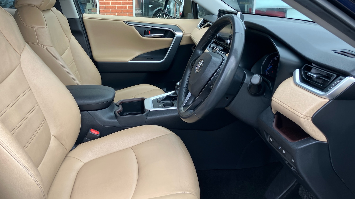 Used Toyota RAV4 2022 for sale - 77545699: Photo 11