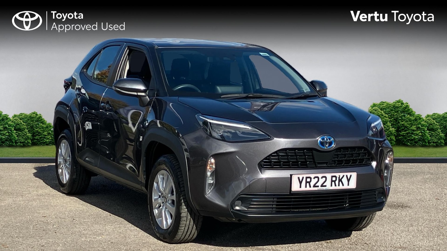 Used Toyota Yaris Cross 2022 for sale - 76184320: Photo 1