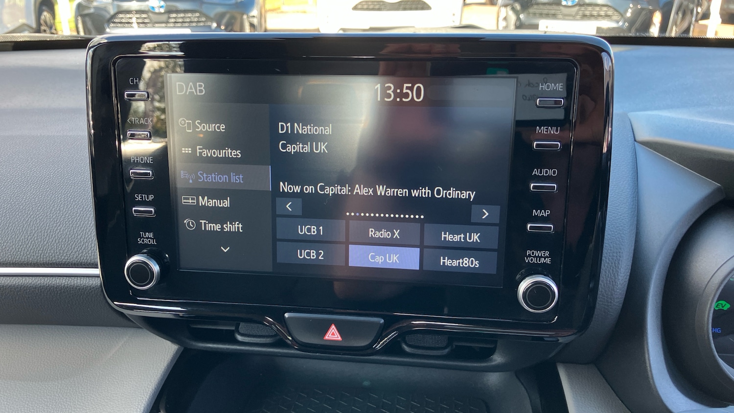 Used Toyota Yaris Cross 2022 for sale - 76184320: Photo 30