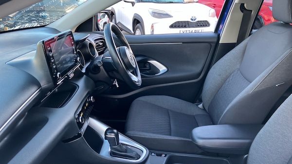 Used Toyota Yaris 2022 for sale - 76343912: Photo 10
