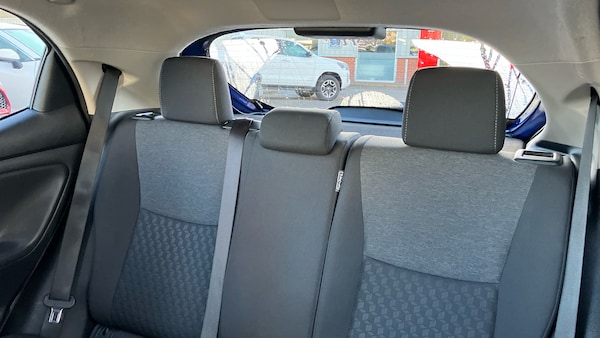 Used Toyota Yaris 2022 for sale - 76343912: Photo 23