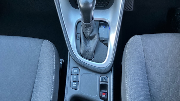 Used Toyota Yaris 2022 for sale - 76343912: Photo 35