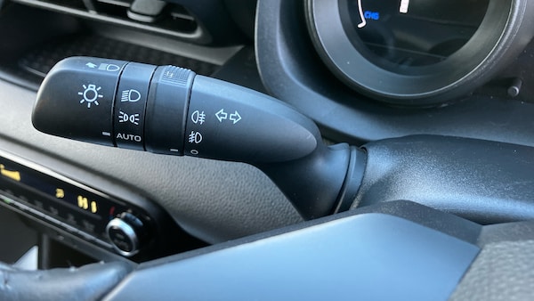 Used Toyota Yaris 2022 for sale - 76343912: Photo 38