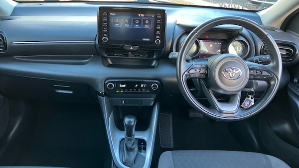Used Toyota Yaris 2022 for sale - 76343912: Photo 5