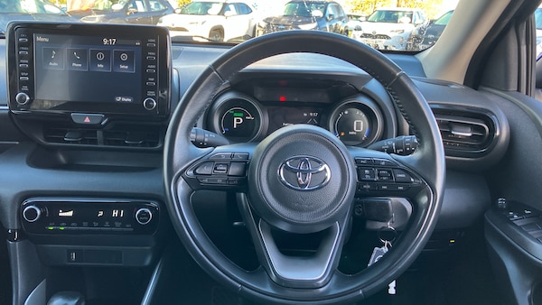 Used Toyota Yaris 2022 for sale - 76343912: Photo 6