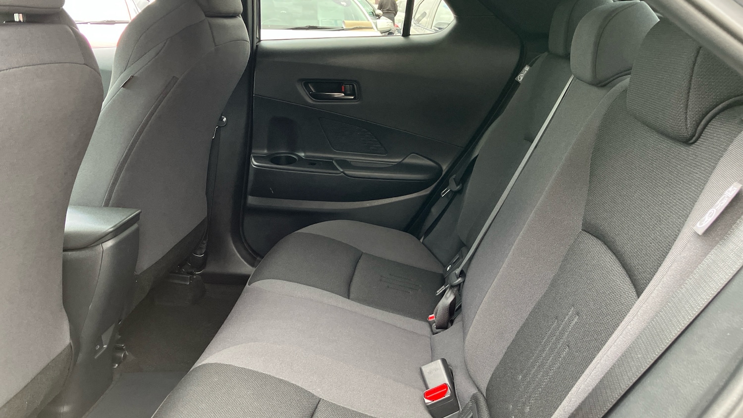 Used Toyota C-HR 2024 for sale - 76493668: Photo 13