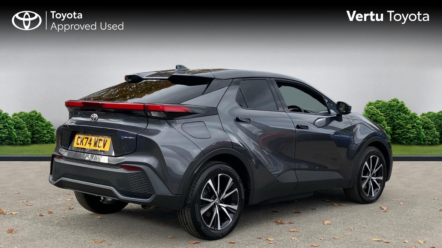 Used Toyota C-HR 2024 for sale - 76493668: Photo 2