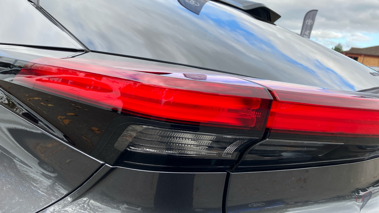 Used Toyota C-HR 2024 for sale - 76493668: Photo 25