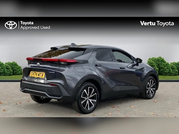 Used Toyota C-HR 2024 for sale - 76493668: Photo