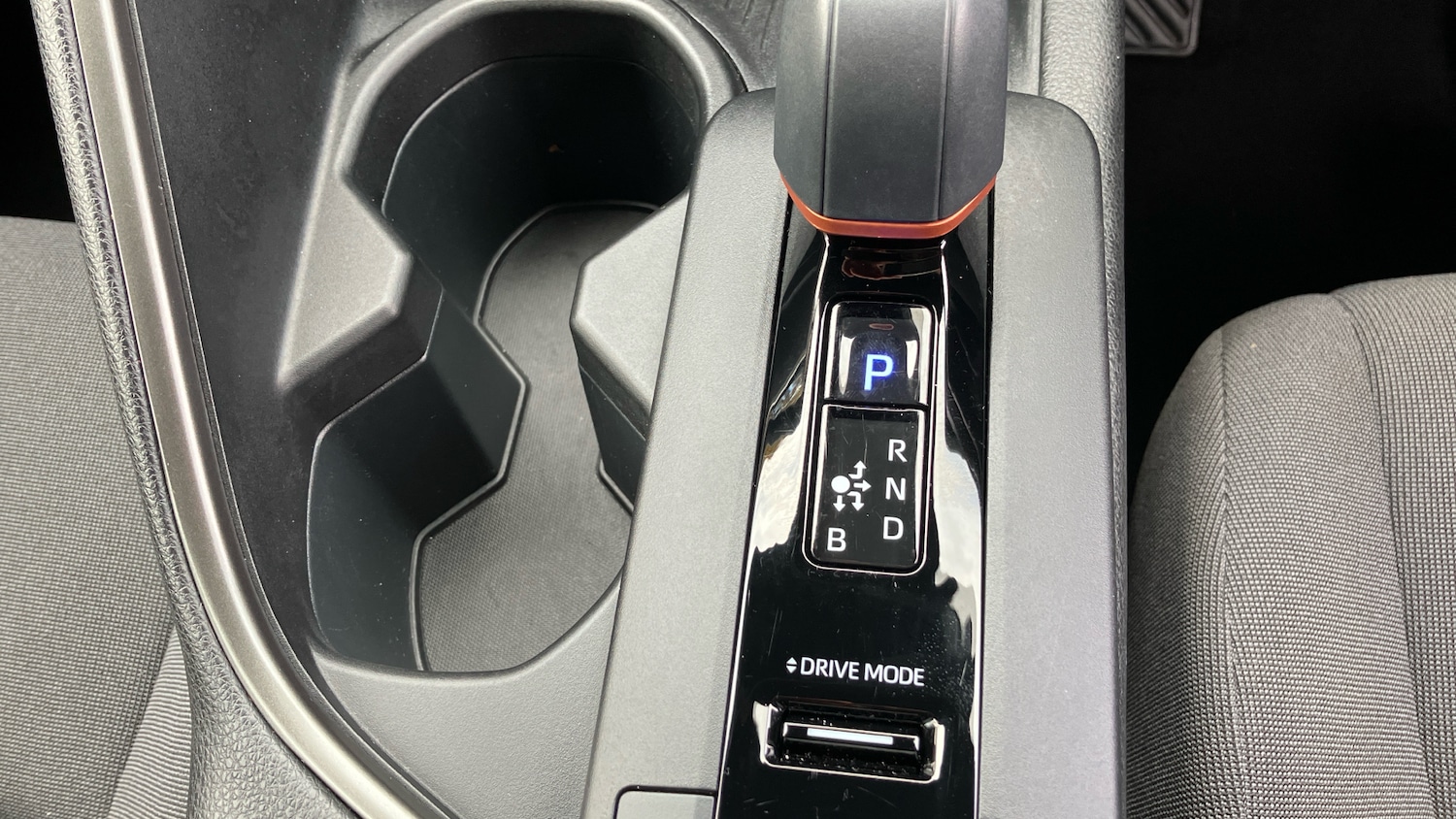 Used Toyota C-HR 2024 for sale - 76493668: Photo 35