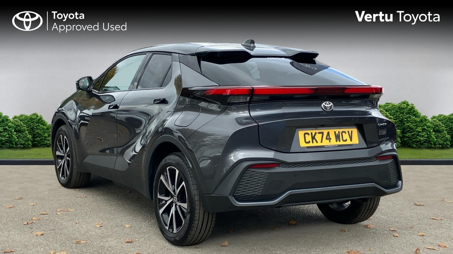 Used Toyota C-HR 2024 for sale - 76493668: Photo 4