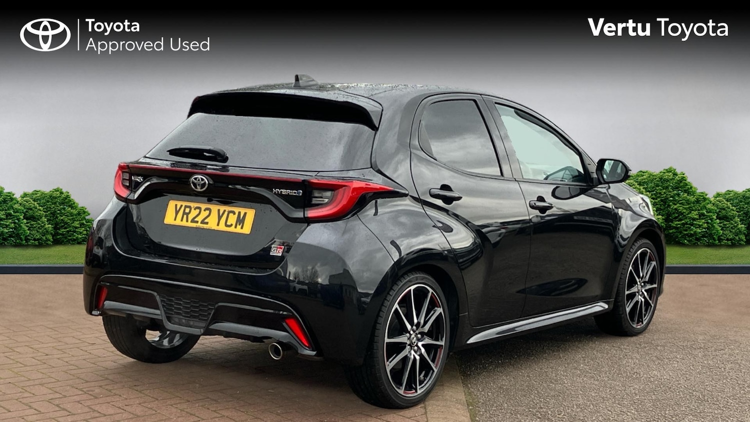 Used Toyota Yaris 2022 for sale - 76452649: Photo 2