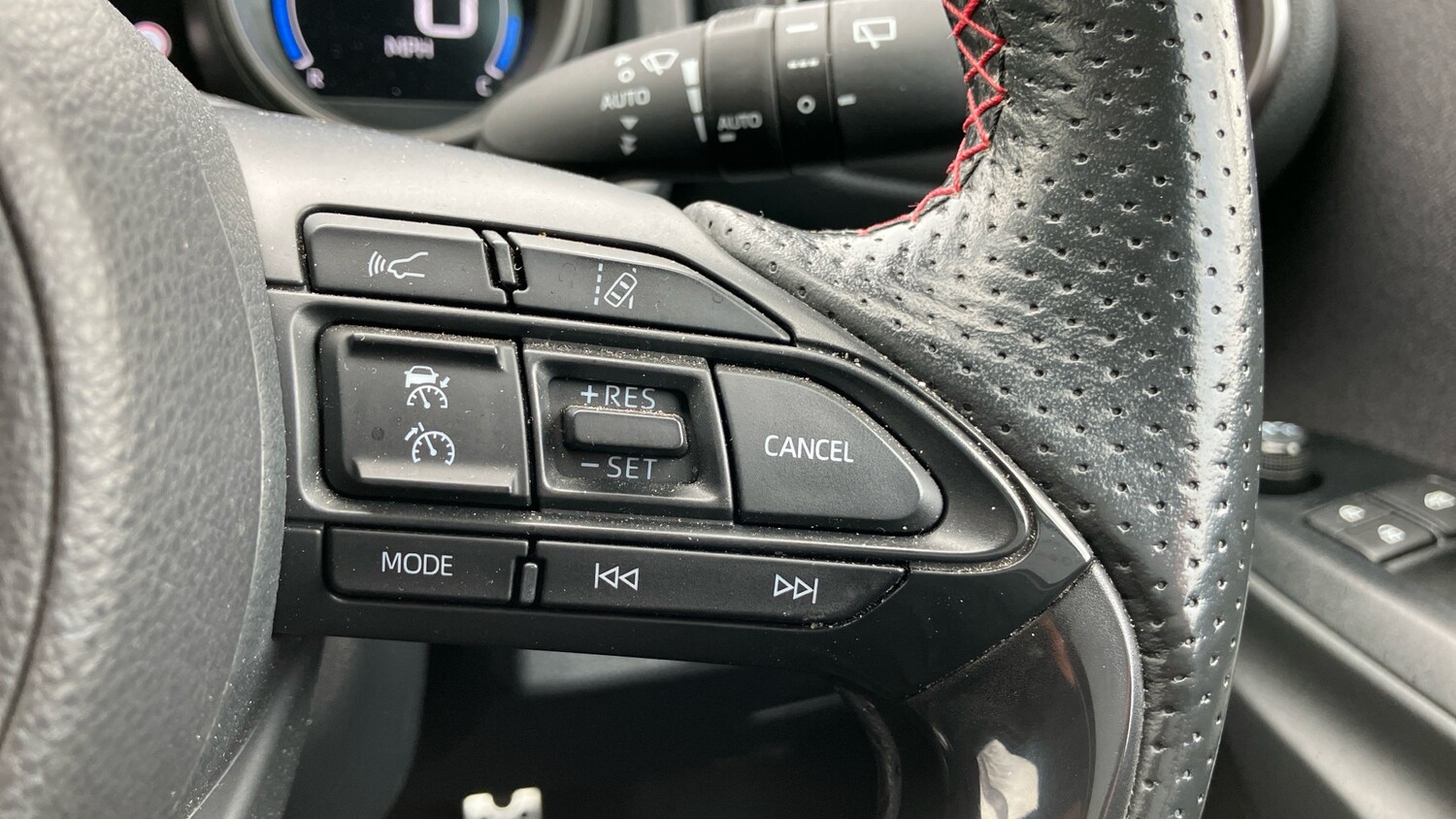 Used Toyota Yaris 2022 for sale - 76452649: Photo 37