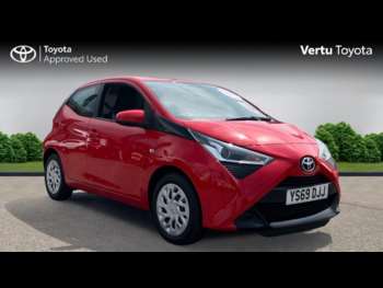 2019 (69) - 1.0 VVT-i X-Play 5dr Petrol Hatchback