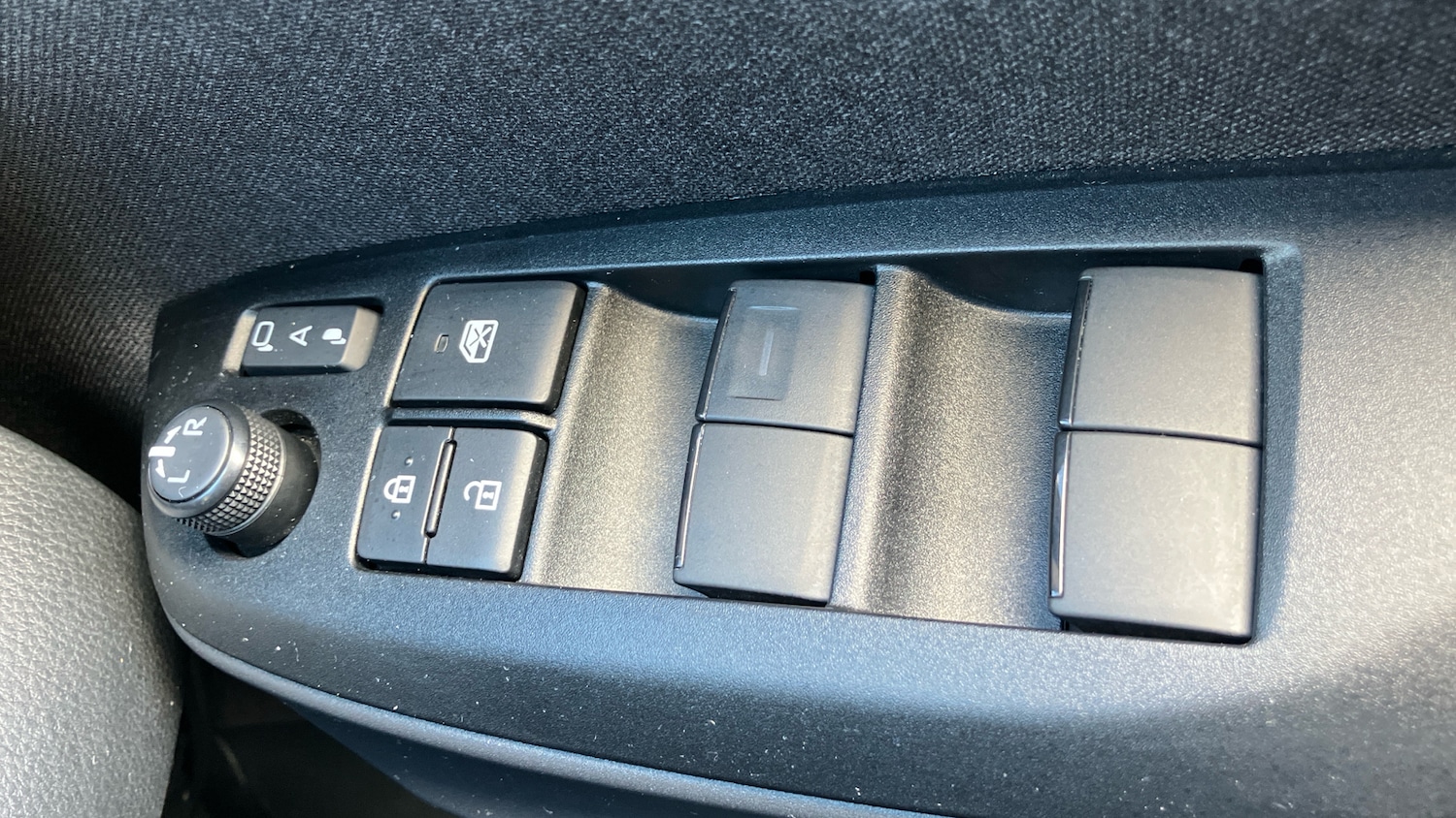 Used Toyota Yaris Cross 2023 for sale - 76027010: Photo 22