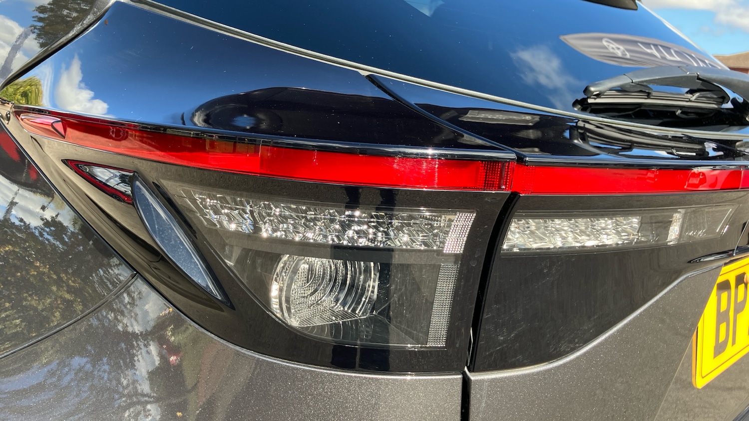 Used Toyota Yaris Cross 2023 for sale - 76027010: Photo 25