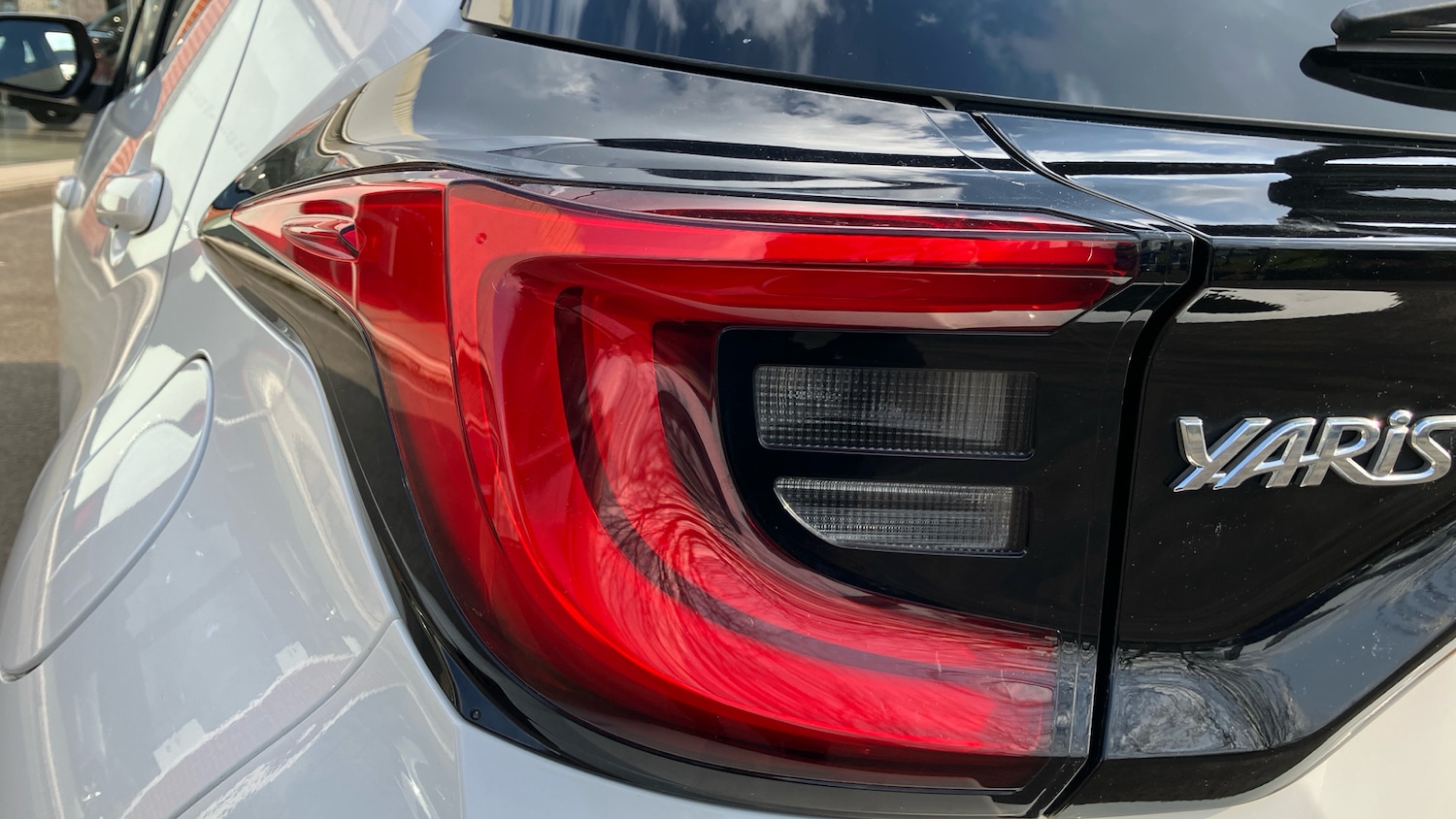 Used Toyota Yaris 2021 for sale - 77985209: Photo 25