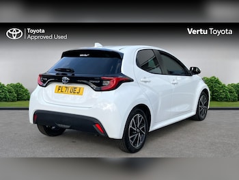 Used Toyota Yaris 2021 for sale - 77985209: Photo