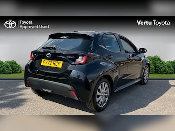 Used Toyota Yaris 2022 for sale - 78724906: Photo