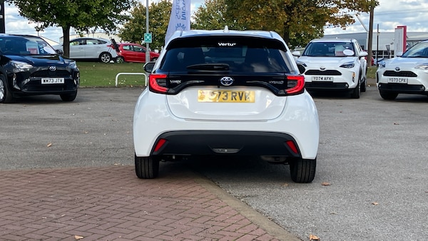 Used Toyota Yaris 2023 for sale - 76036553: Photo 19