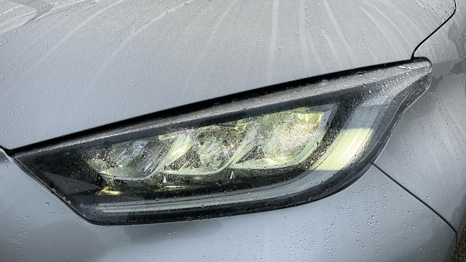 Used Toyota Yaris 2025 for sale - 76684771: Photo 32