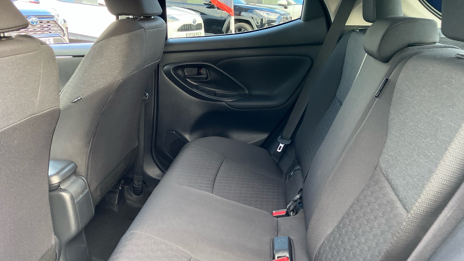 Used Toyota Yaris 2022 for sale - 76209190: Photo 13