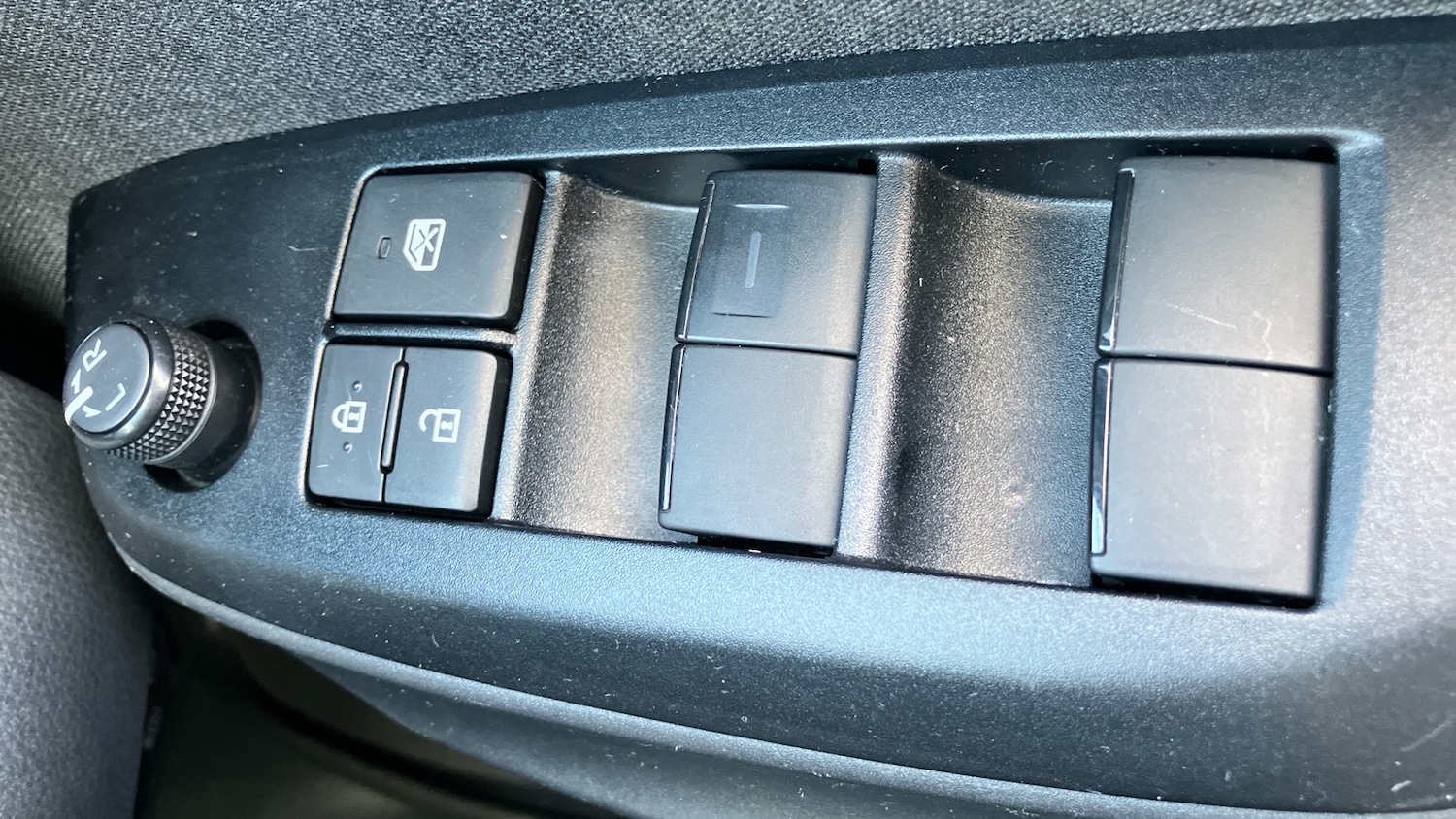 Used Toyota Yaris 2022 for sale - 76209190: Photo 22