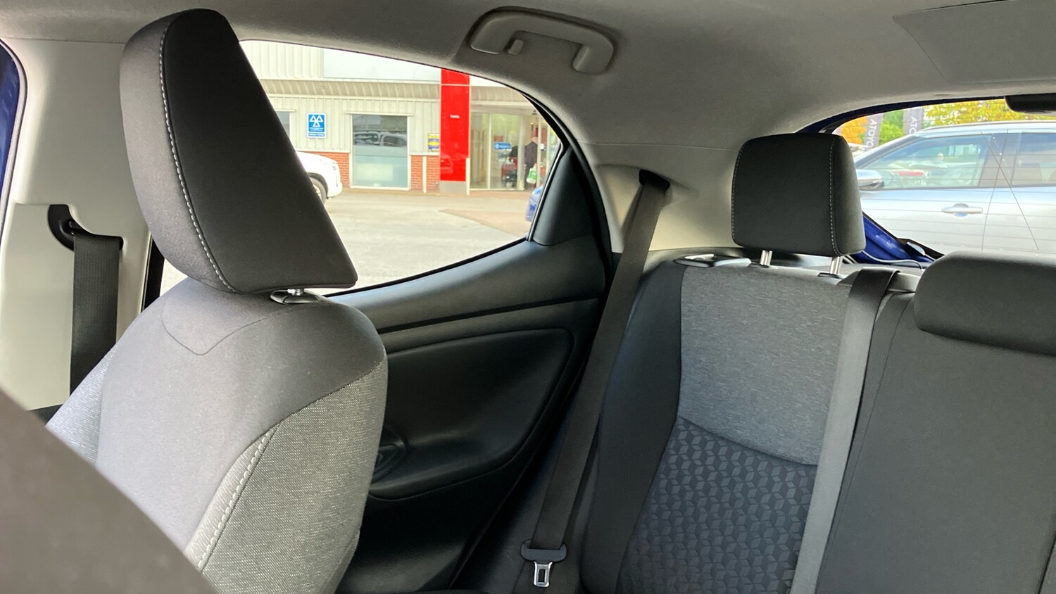 Used Toyota Yaris 2022 for sale - 76209190: Photo 24