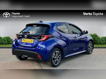 Used Toyota Yaris 2022 for sale - 76209190: Photo 2