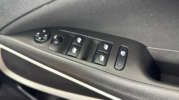 Used Vauxhall Crossland X 2020 for sale - 76091266: Photo 57