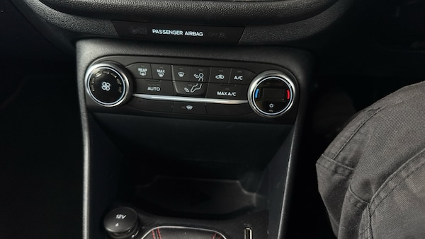 Used Ford Fiesta 2020 for sale - 76186221: Photo 17
