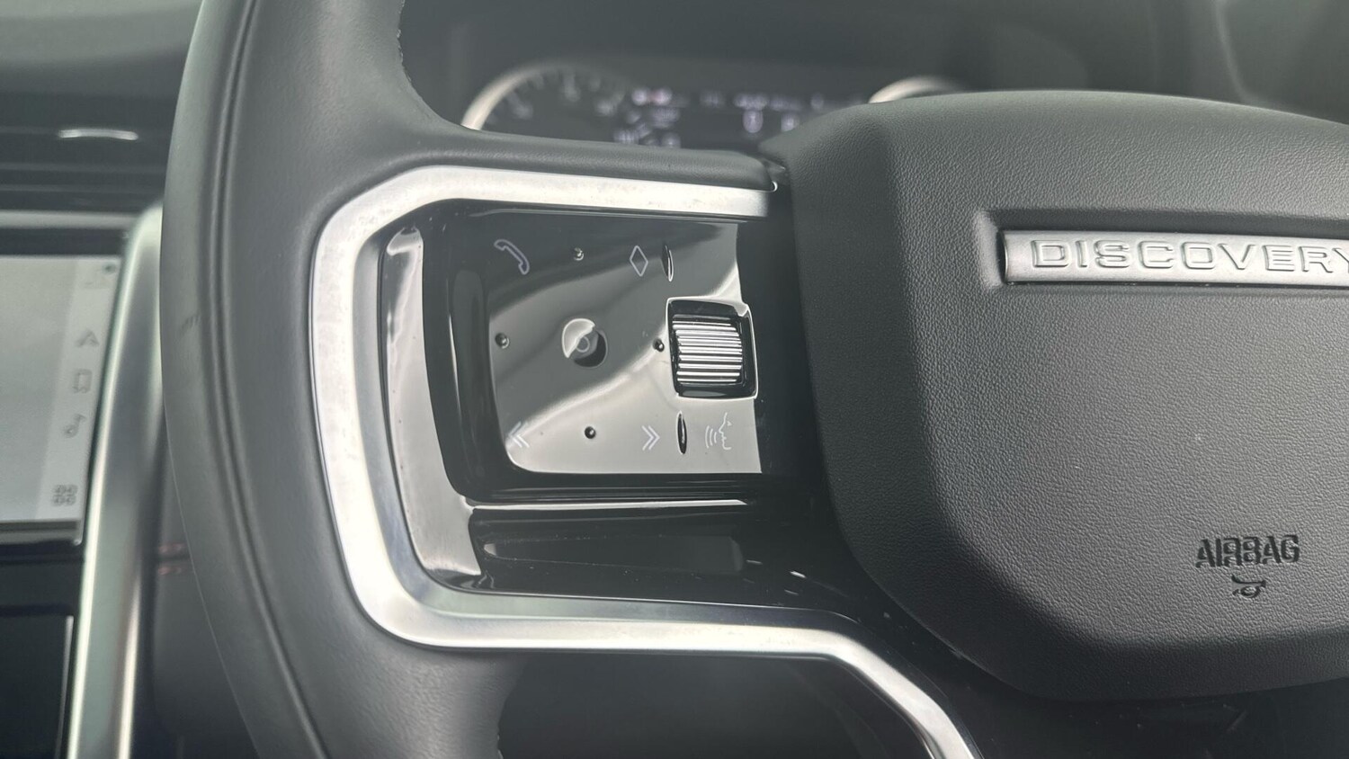 Used Land Rover Discovery Sport 2023 for sale - 78203886: Photo 18