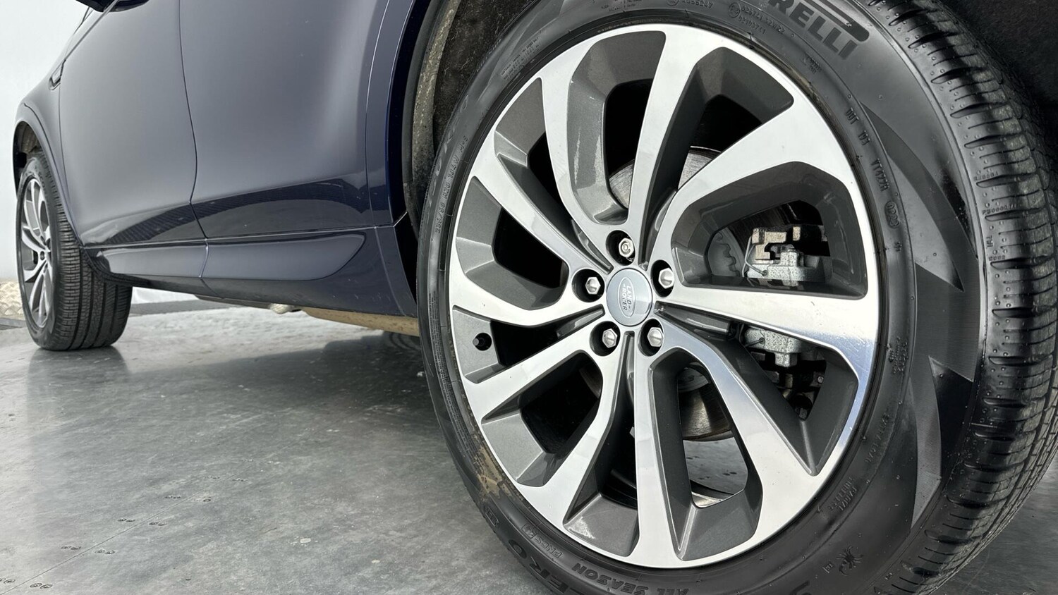 Used Land Rover Discovery Sport 2023 for sale - 78203886: Photo 26