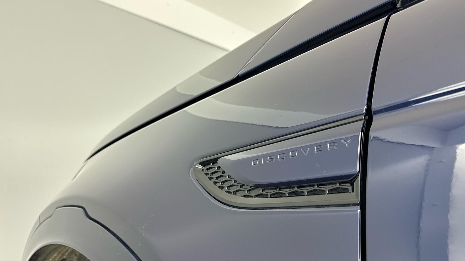 Used Land Rover Discovery Sport 2023 for sale - 78203886: Photo 31